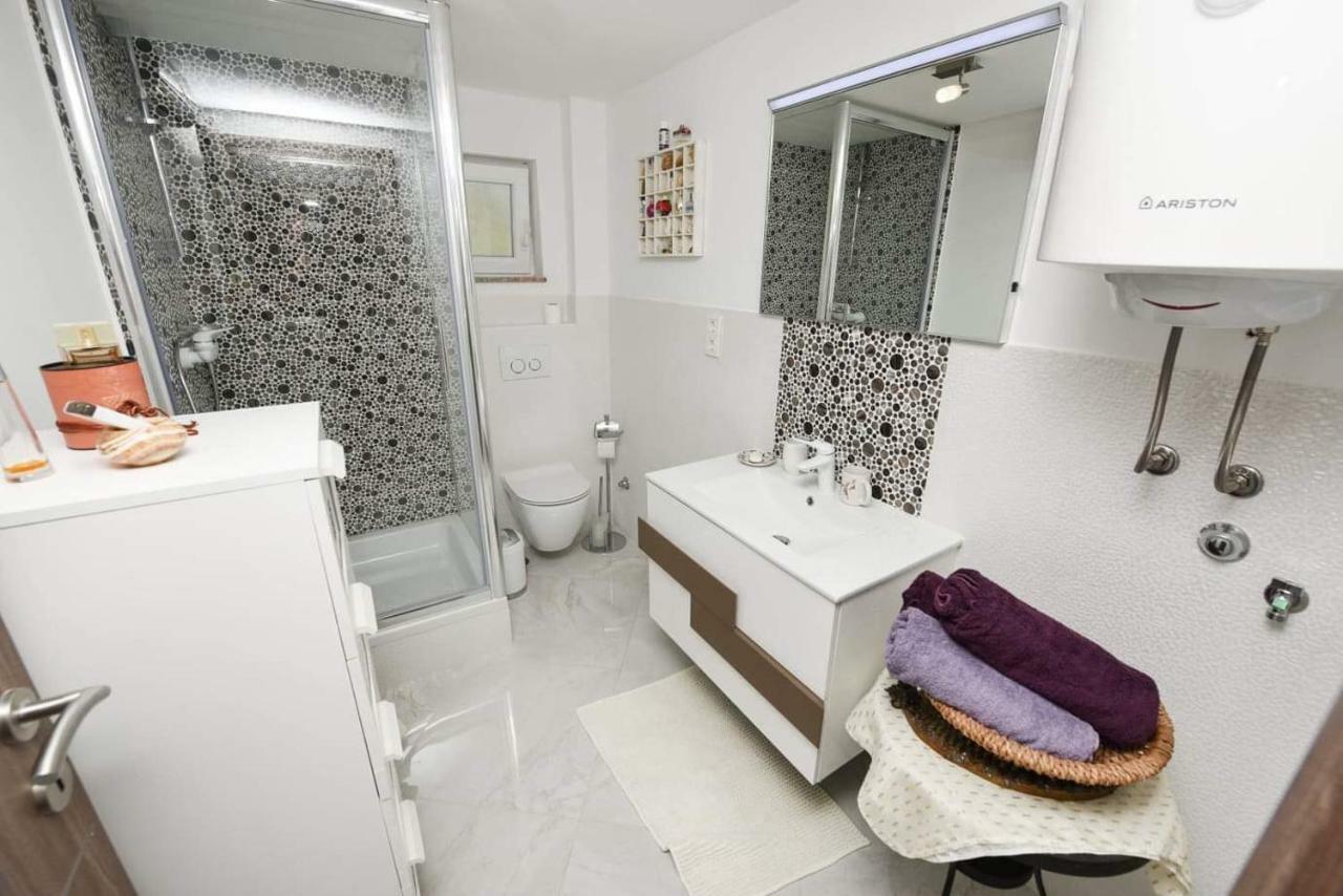 Ferienwohnung Dana Zadar Exterior foto